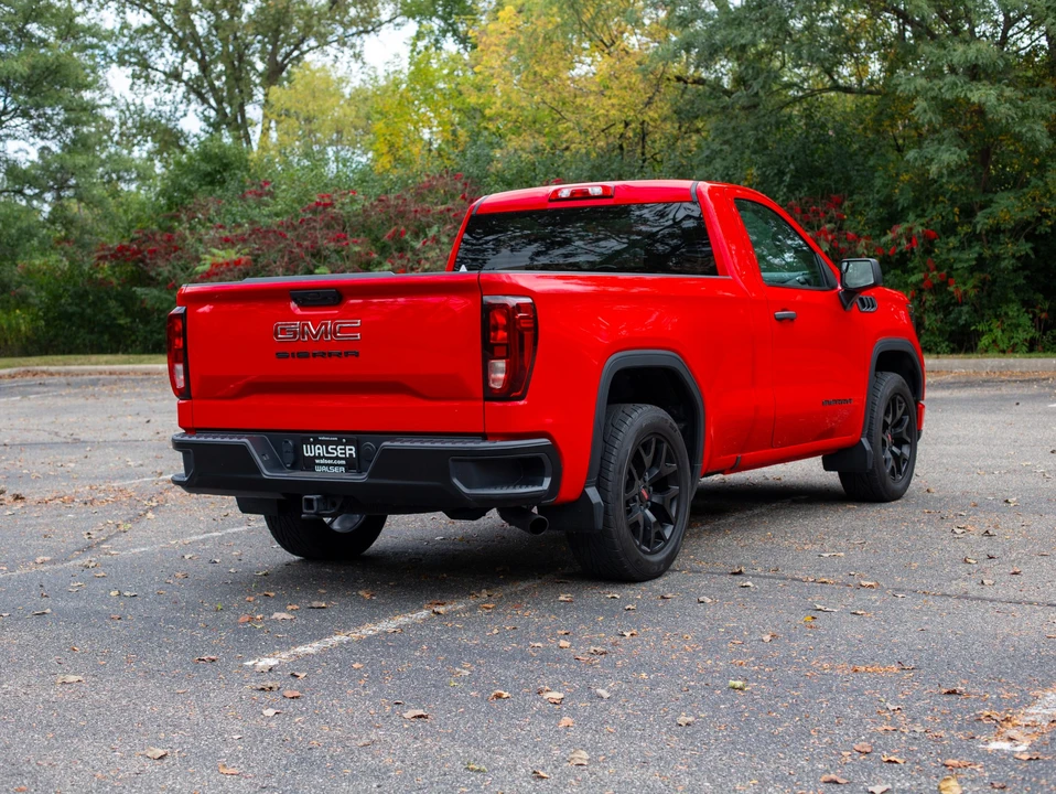 2023 GMC Sierra 5th Gen - Image 20 of 31