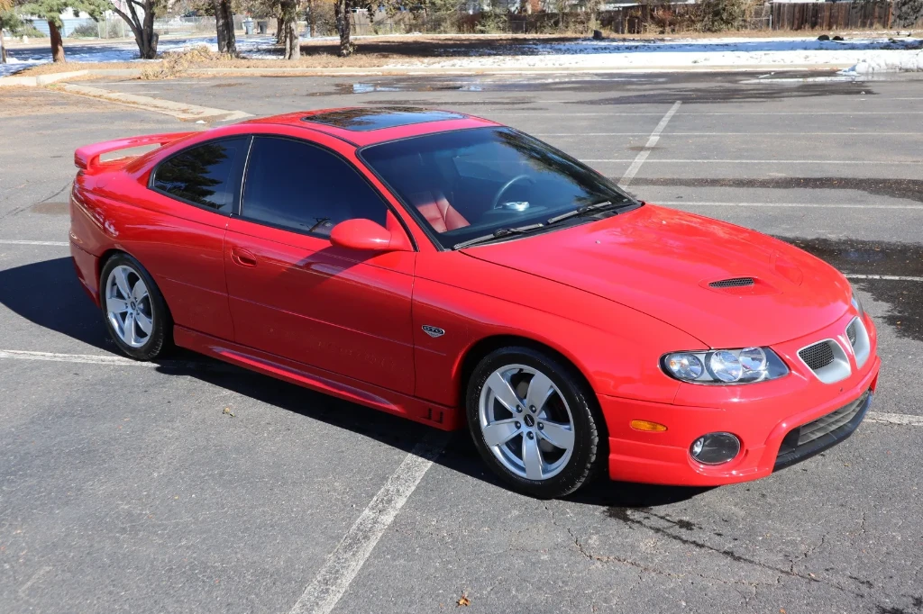 2005 Pontiac GTO 4th Gen - Image 13 of 31