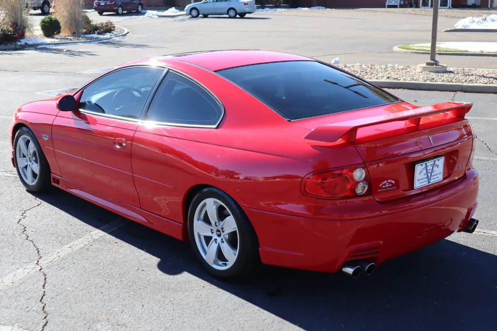 2005 Pontiac GTO 4th Gen - Image 8 of 31