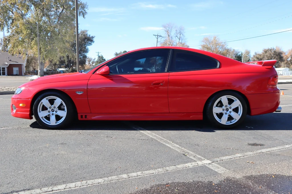 2005 Pontiac GTO 4th Gen - Image 16 of 31