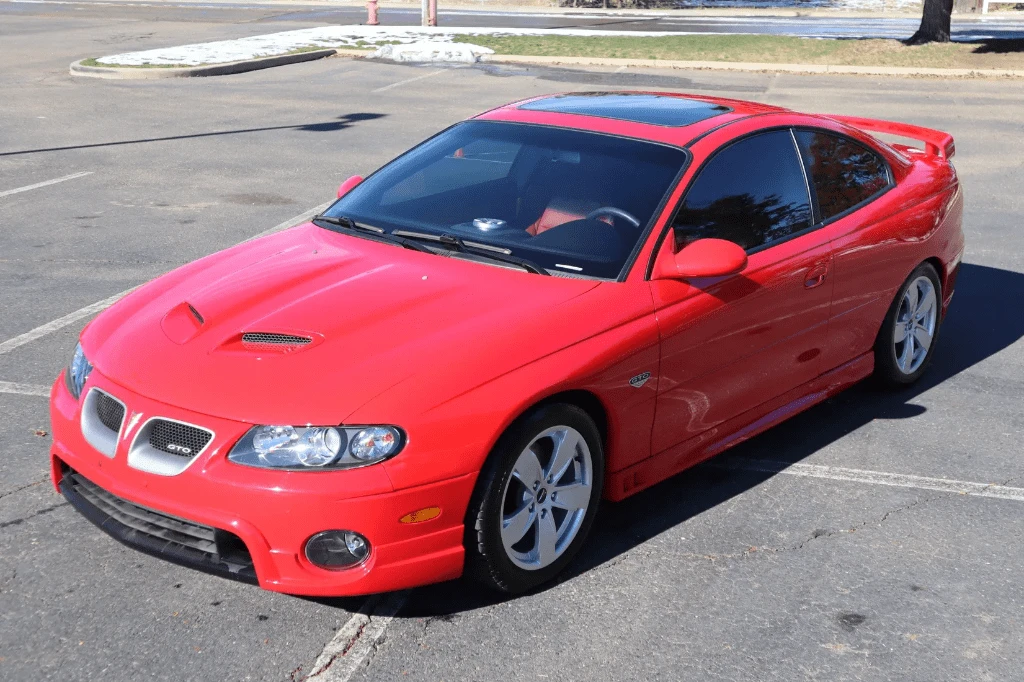 2005 Pontiac GTO 4th Gen - Image 15 of 31