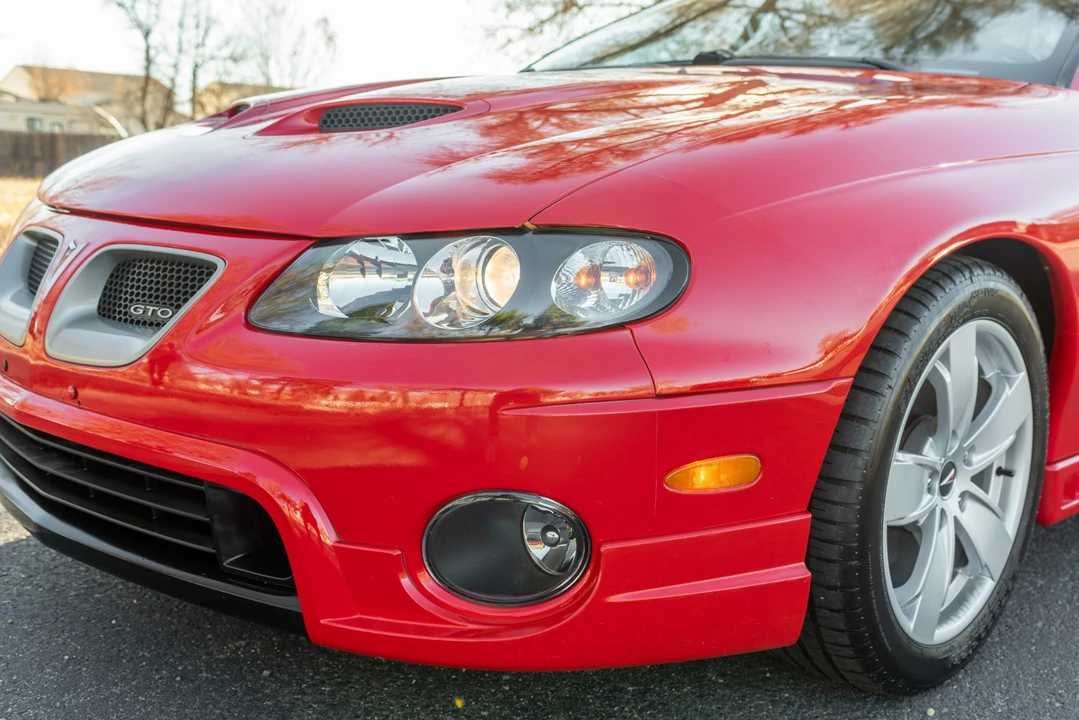 2005 Pontiac GTO 4th Gen - Image 19 of 31