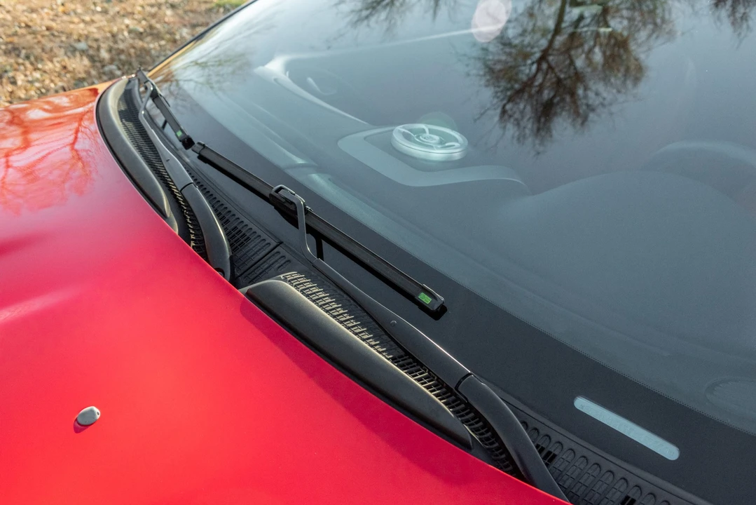 2005 Pontiac GTO 4th Gen - Image 23 of 31