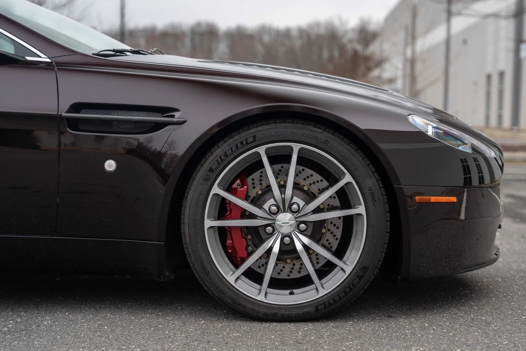 2007 Aston Martin V8 Vantage (2006-2017) - Image 16 of 31