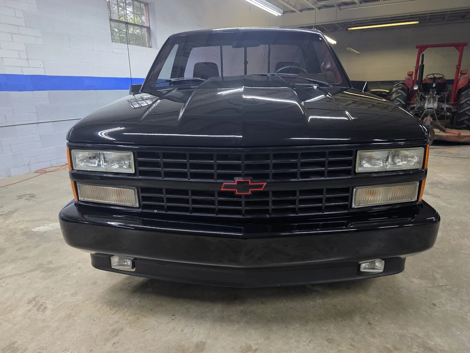 1990 Chevrolet 454 SS - Image 4 of 31