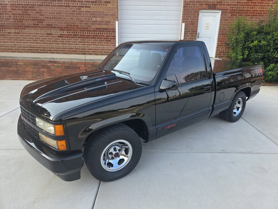 1990 Chevrolet 454 SS - Image 6 of 31