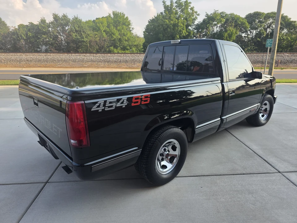 1990 Chevrolet 454 SS - Image 12 of 31
