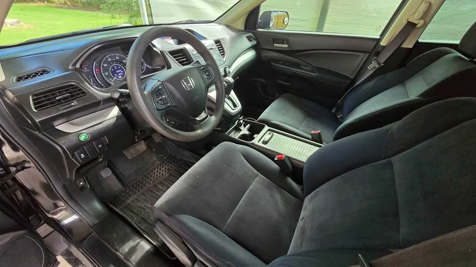 Honda CR-V - Image 9 of 10