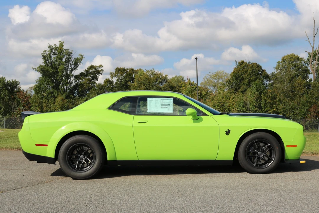 2023 Dodge Challenger SRT Demon & Super Stock 3rd Gen - Image 9 of 31