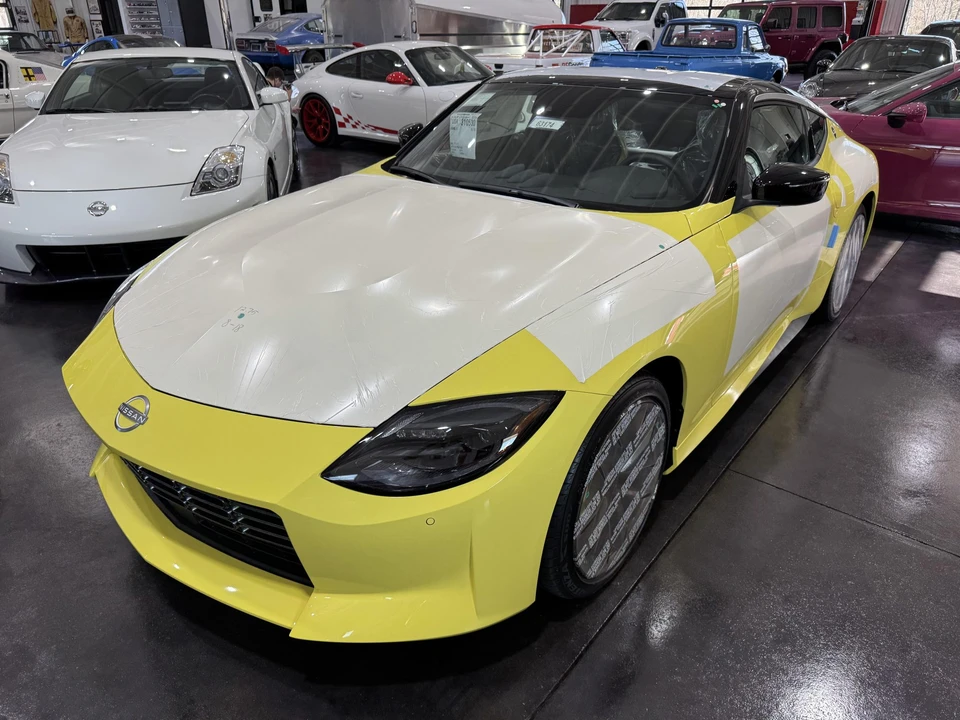 2023 Nissan Z 7th Gen - Image 2 of 31