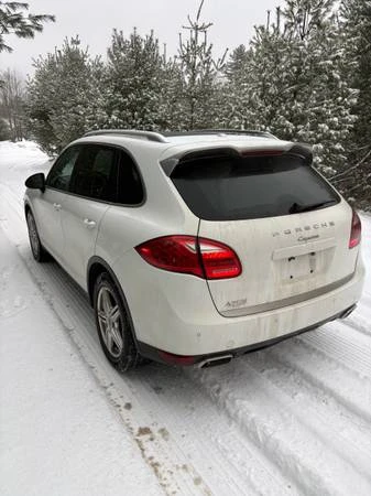 2014 Porsche 958 Cayenne - Image 4 of 12