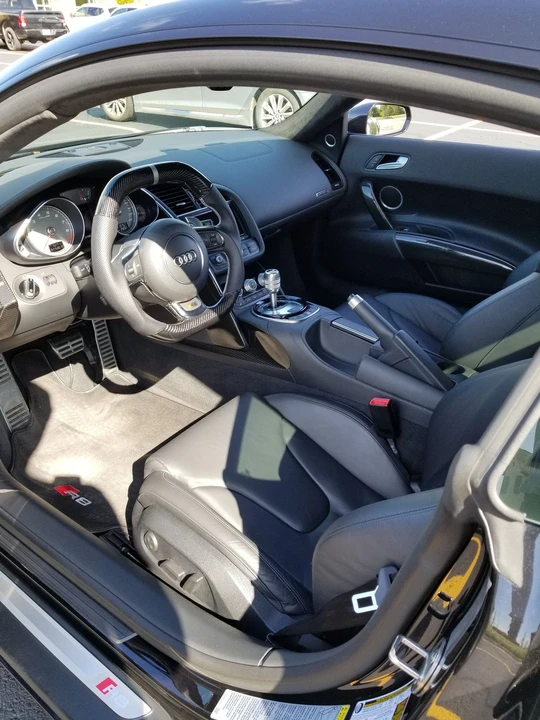 2014 Audi 42 R8 - Image 3 of 5