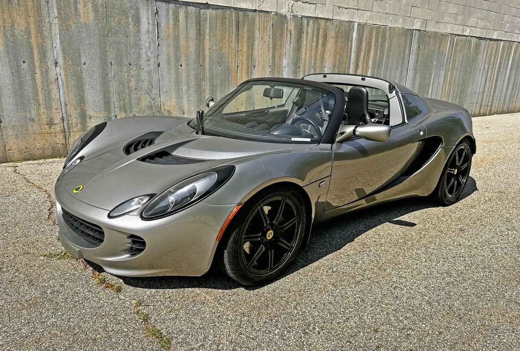2005 Lotus Elise Series 2 - Image 2 of 6