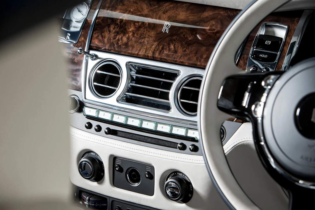 2018 Rolls-Royce Dawn - Image 27 of 31