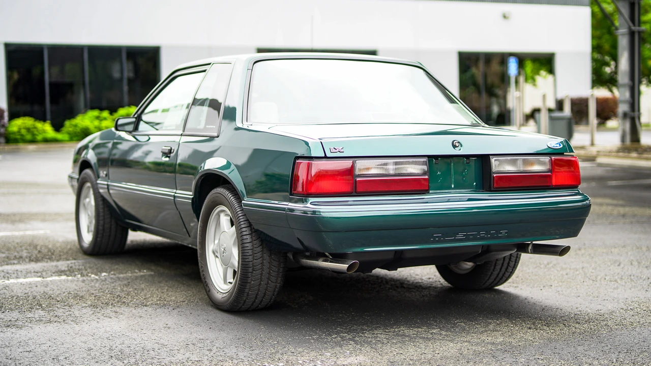 1992 Ford Mustang 3rd Gen - Image 27 of 31