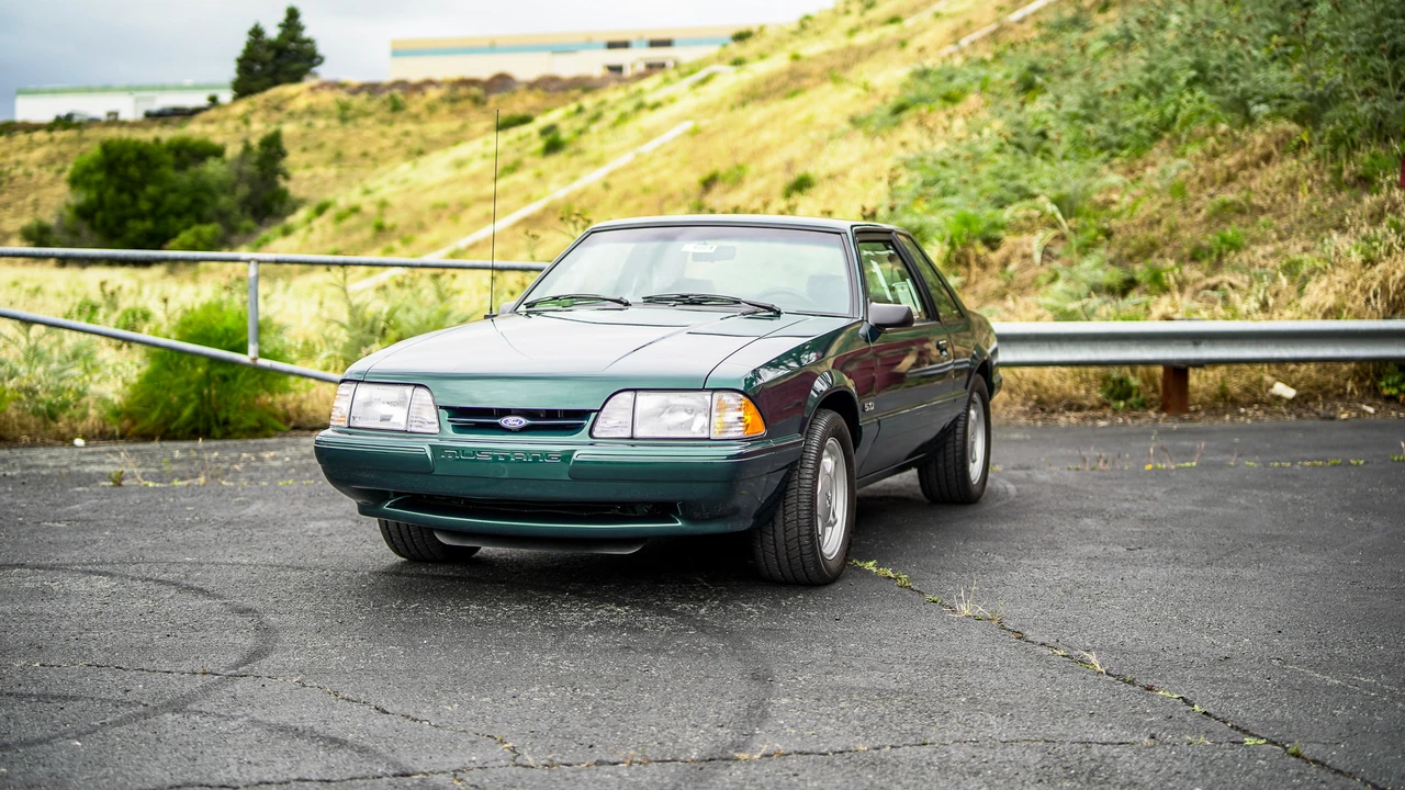 1992 Ford Mustang 3rd Gen - Image 4 of 31