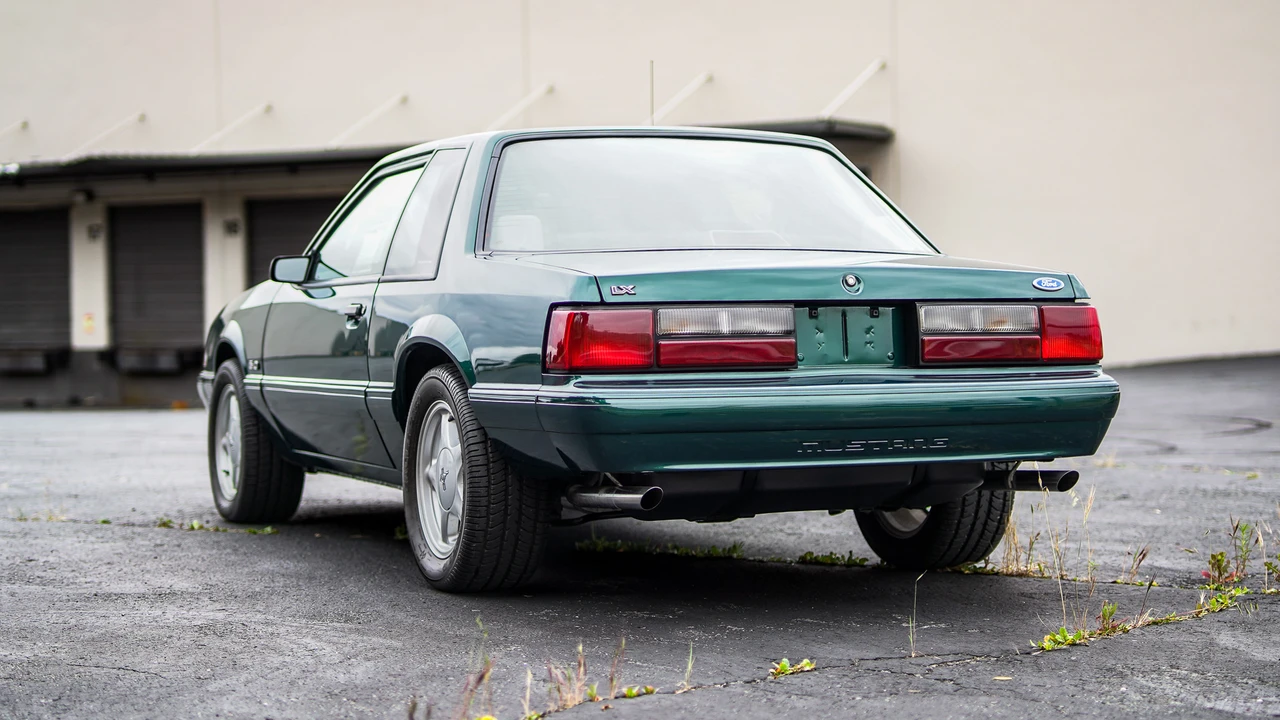 1992 Ford Mustang 3rd Gen - Image 26 of 31