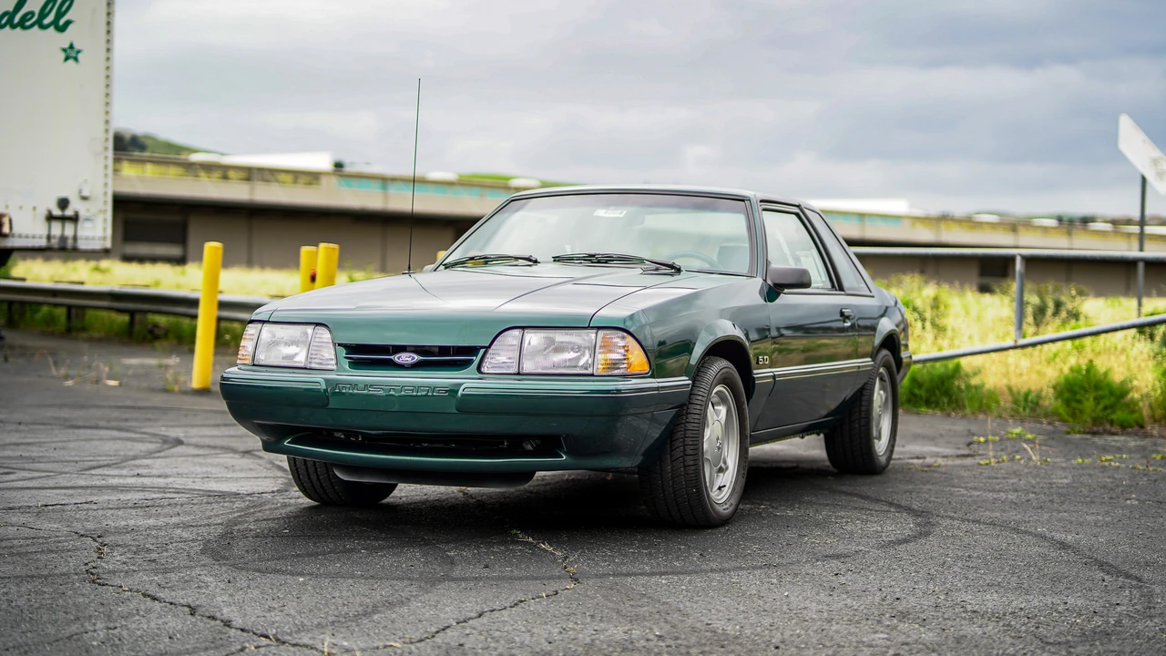 1992 Ford Mustang 3rd Gen - Image 3 of 31