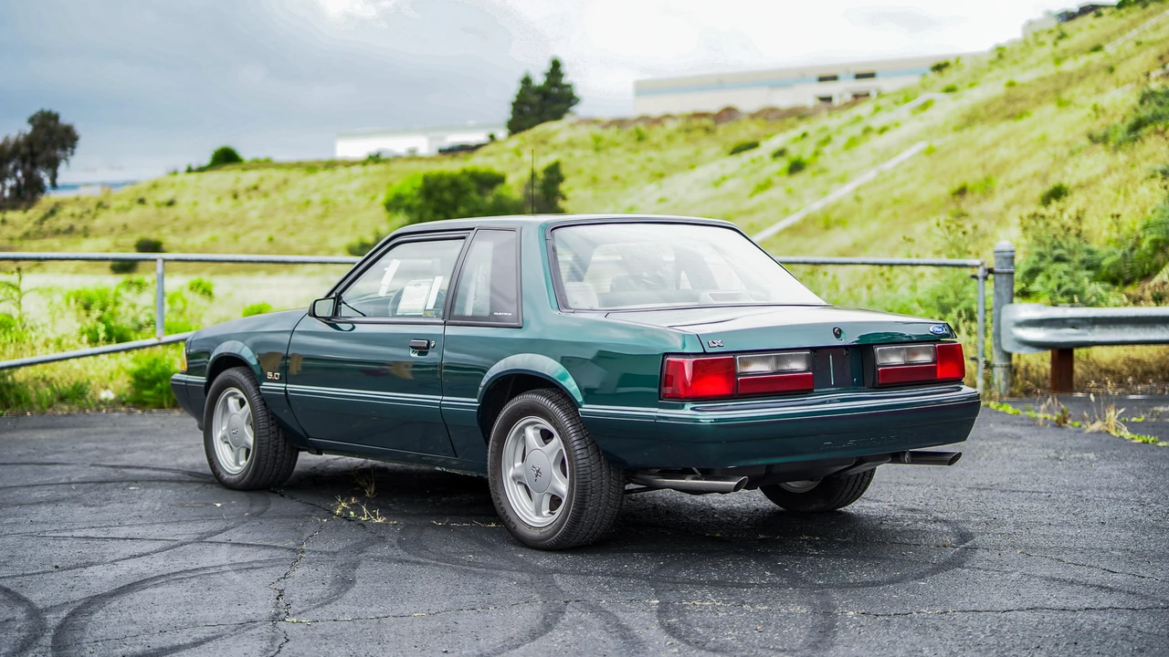1992 Ford Mustang 3rd Gen - Image 22 of 31