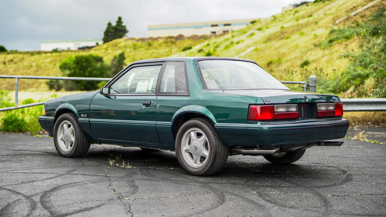 1992 Ford Mustang 3rd Gen - Image 21 of 31