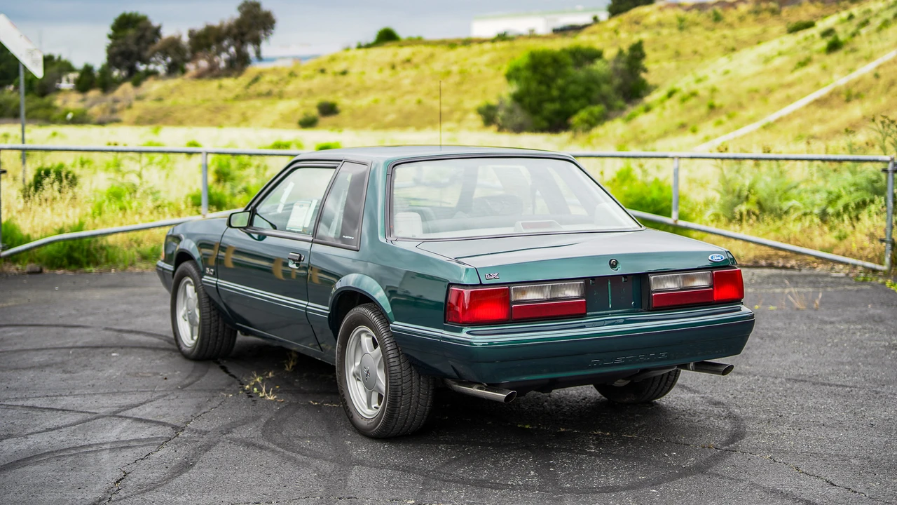 1992 Ford Mustang 3rd Gen - Image 23 of 31