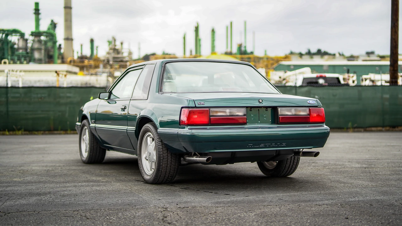 1992 Ford Mustang 3rd Gen - Image 25 of 31