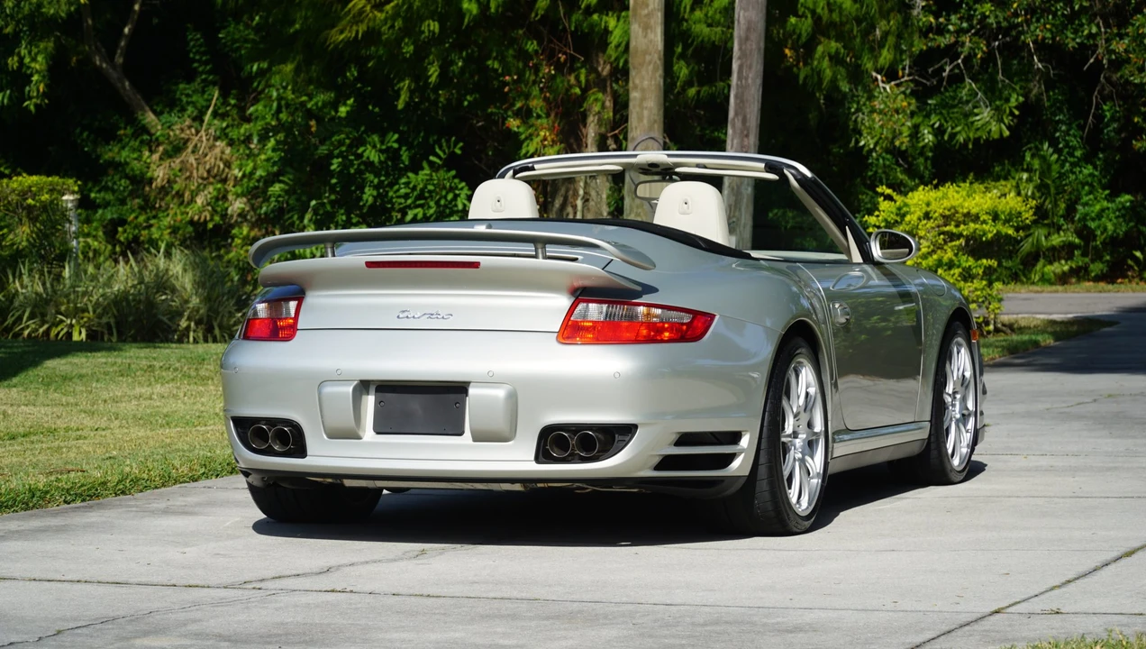 2009 Porsche 997 Turbo - Image 24 of 31