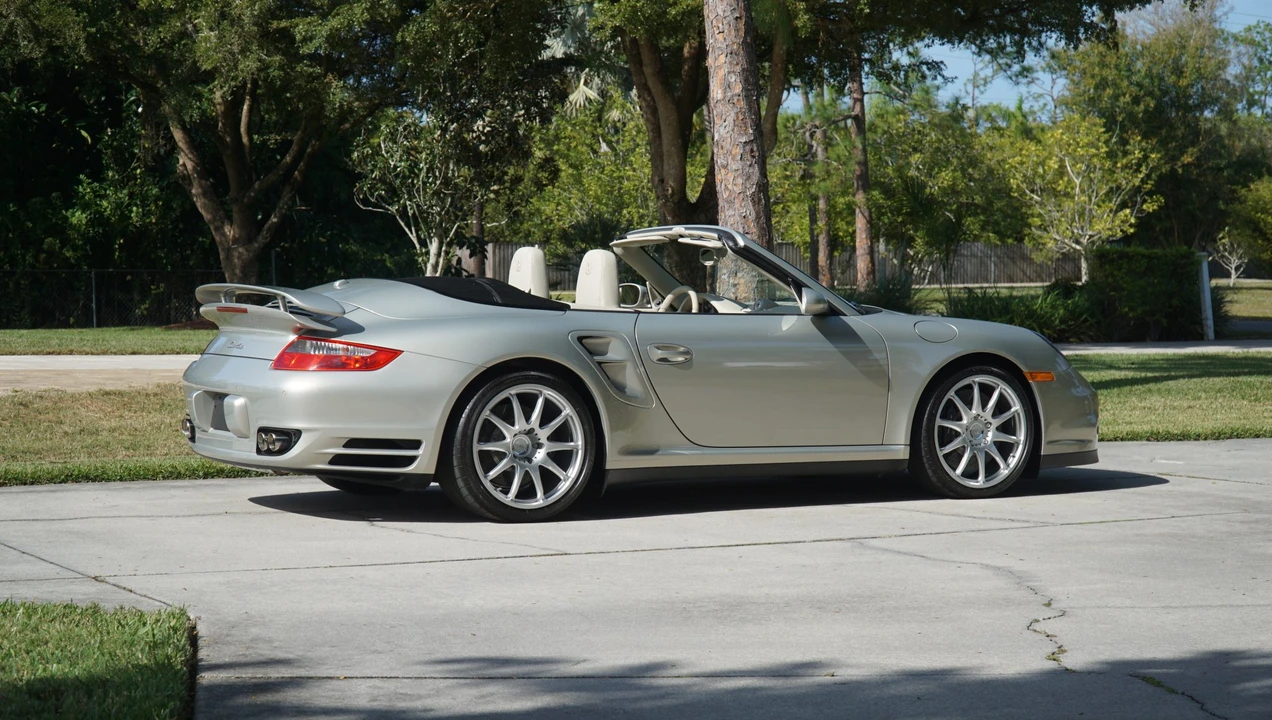 2009 Porsche 997 Turbo - Image 19 of 31
