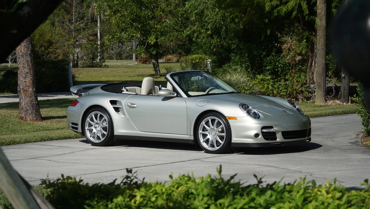2009 Porsche 997 Turbo - Image 13 of 31