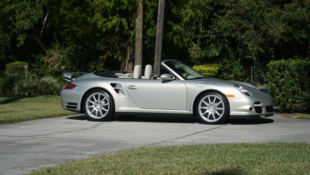 2009 Porsche 997 Turbo - Image 15 of 31