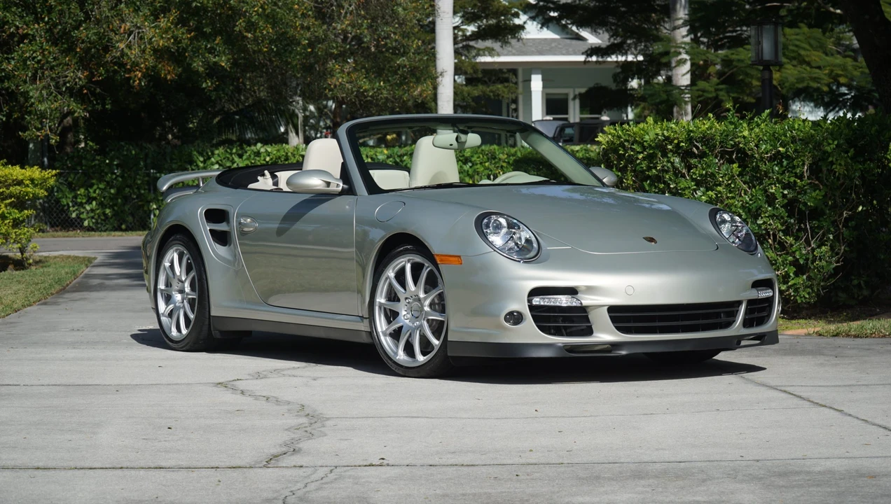 2009 Porsche 997 Turbo - Image 10 of 31