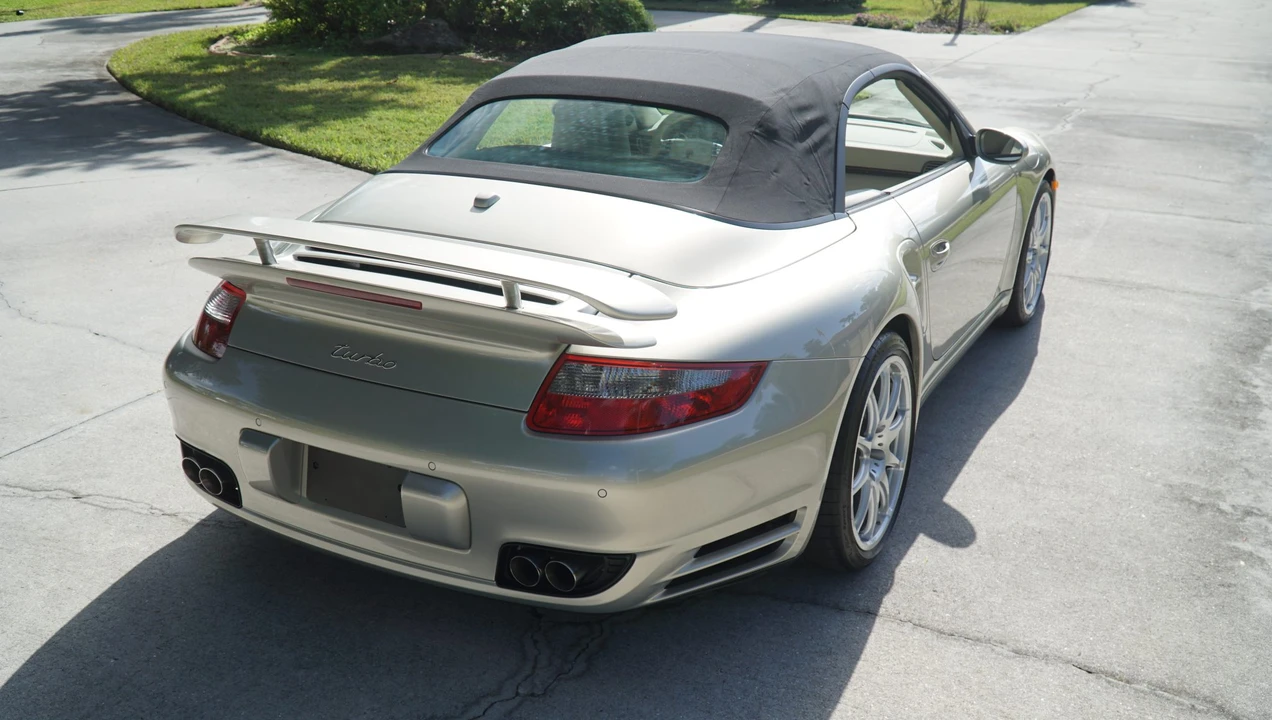 2009 Porsche 997 Turbo - Image 30 of 31