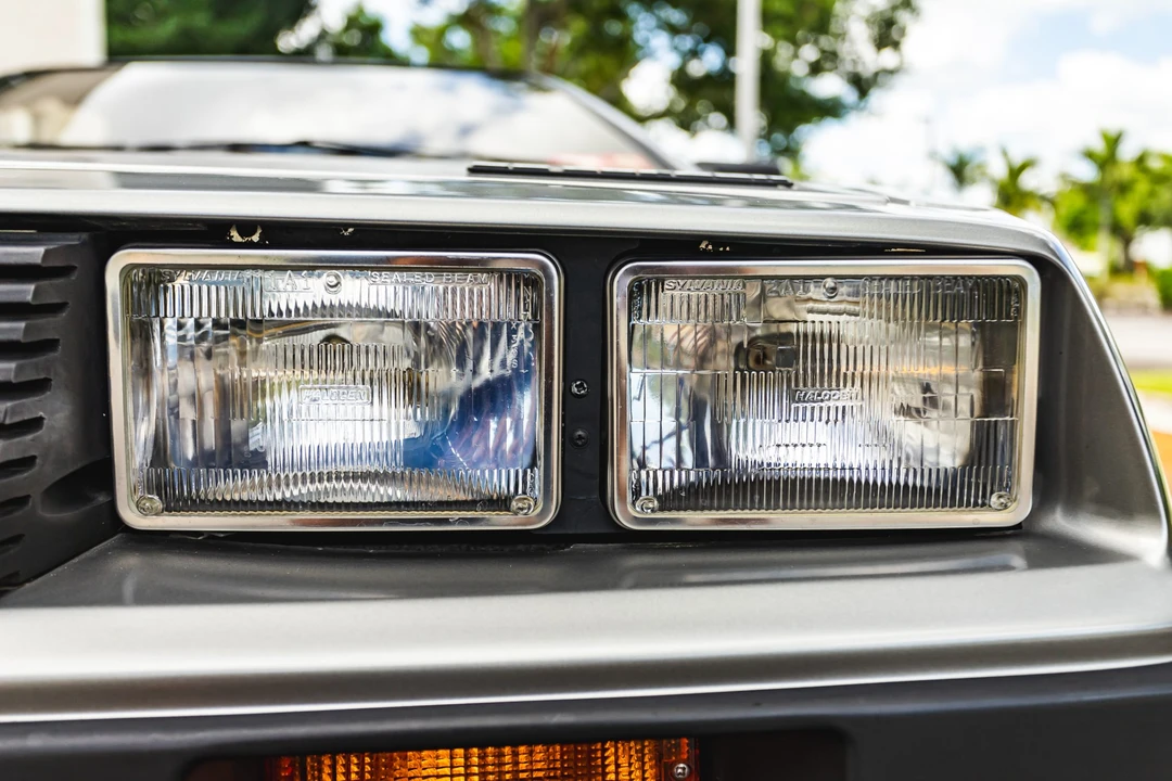 1983 DeLorean DMC-12 - Image 18 of 31