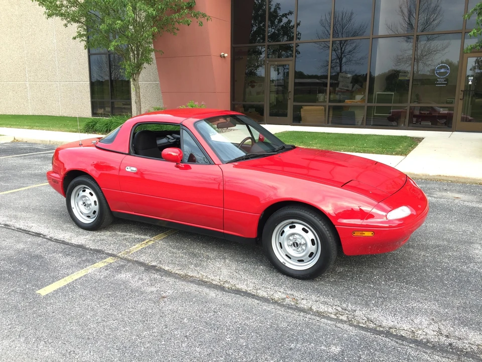1990 Mazda NA MX-5 Miata - Image 3 of 31
