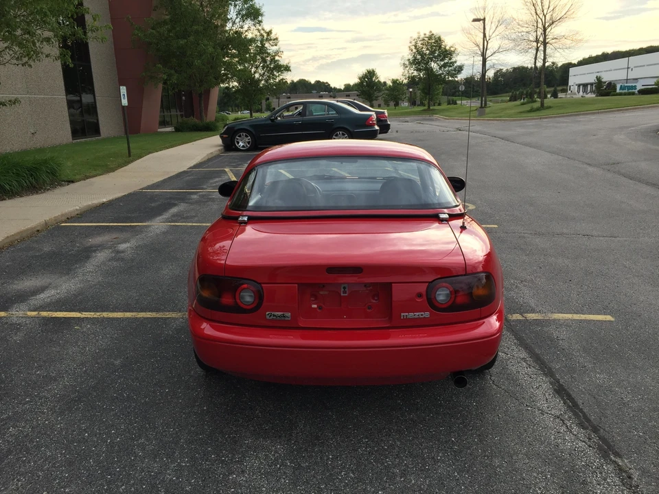 1990 Mazda NA MX-5 Miata - Image 7 of 31