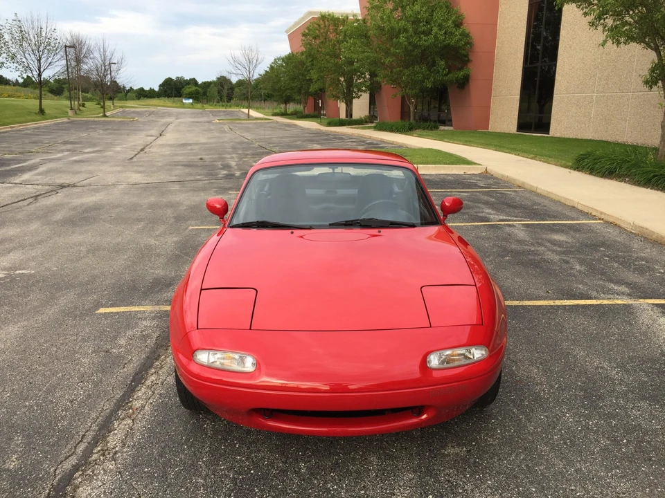 1990 Mazda NA MX-5 Miata - Image 11 of 31