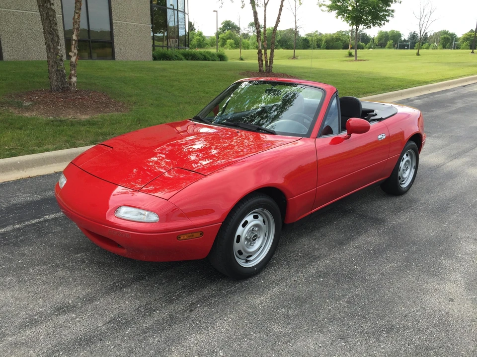 1990 Mazda NA MX-5 Miata - Image 24 of 31