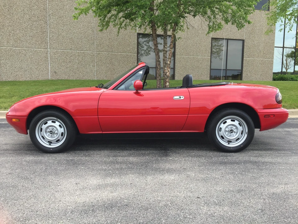 1990 Mazda NA MX-5 Miata - Image 27 of 31