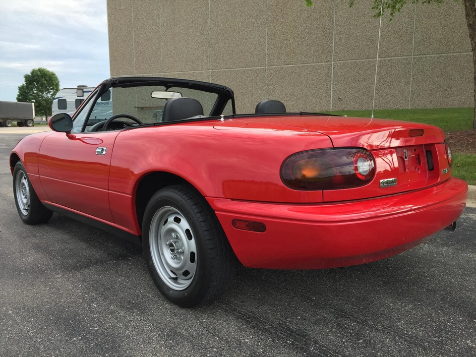1990 Mazda NA MX-5 Miata - Image 29 of 31