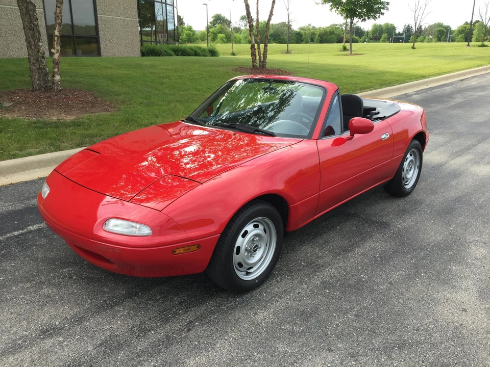1990 Mazda NA MX-5 Miata - Image 25 of 31