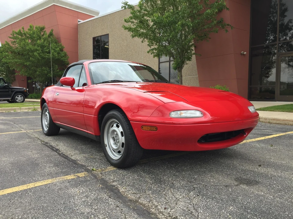 1990 Mazda NA MX-5 Miata - Image 14 of 31