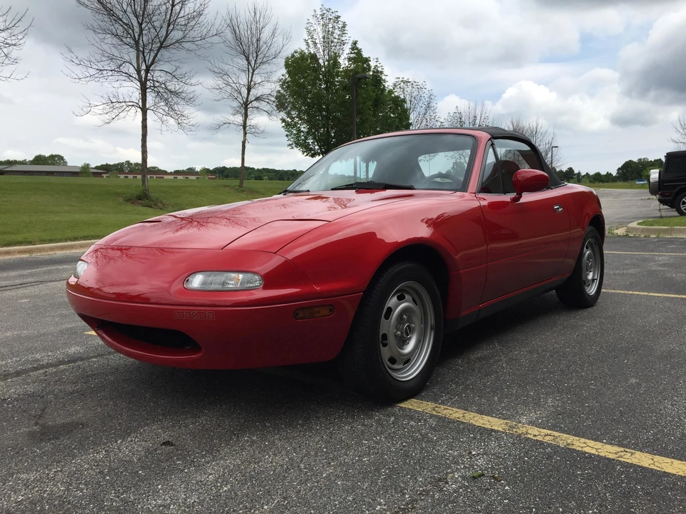 1990 Mazda NA MX-5 Miata - Image 23 of 31