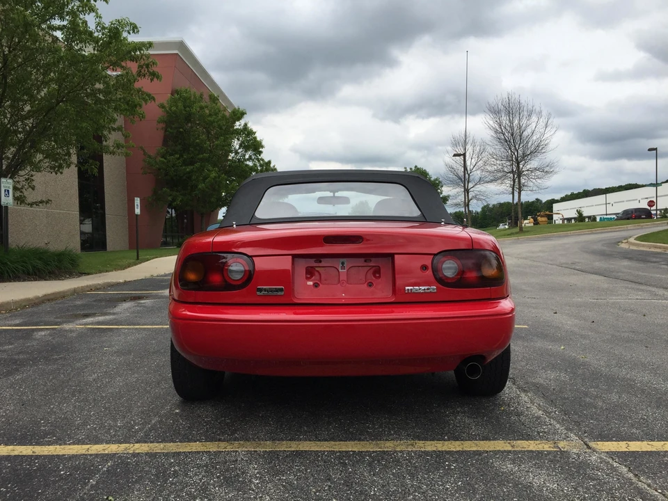 1990 Mazda NA MX-5 Miata - Image 19 of 31