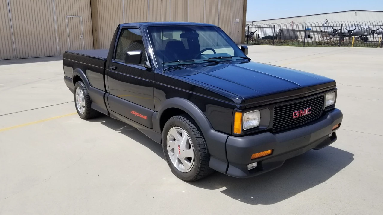 1991 GMC Syclone - Image 13 of 31