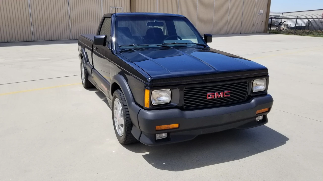 1991 GMC Syclone - Image 14 of 31