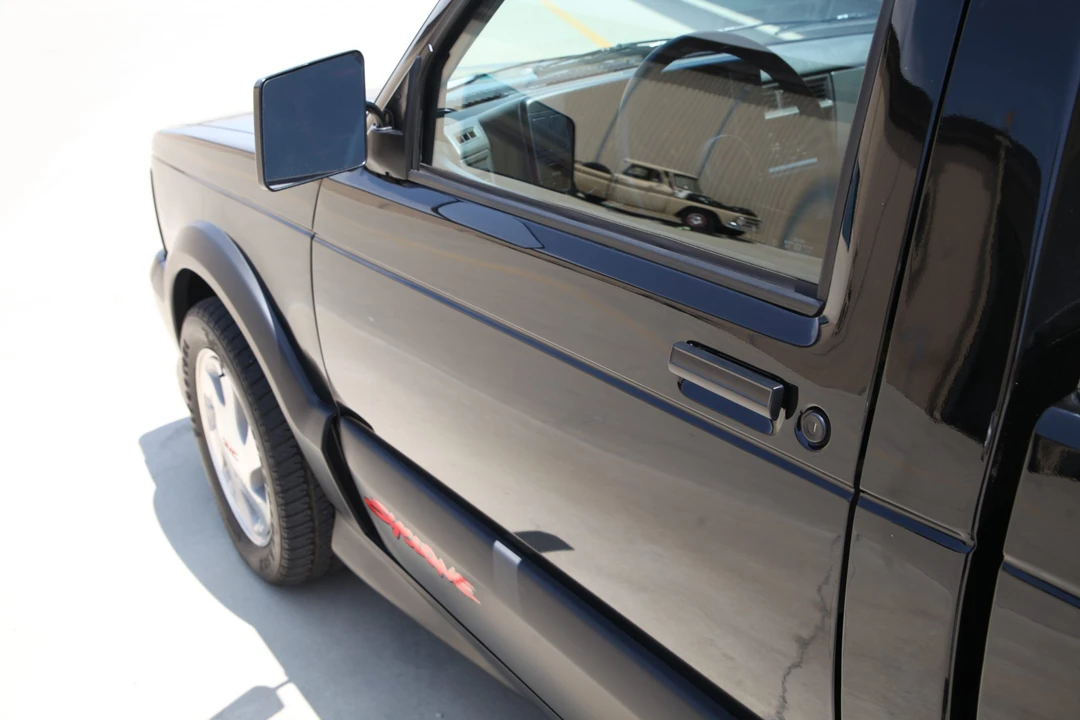 1991 GMC Syclone - Image 29 of 31