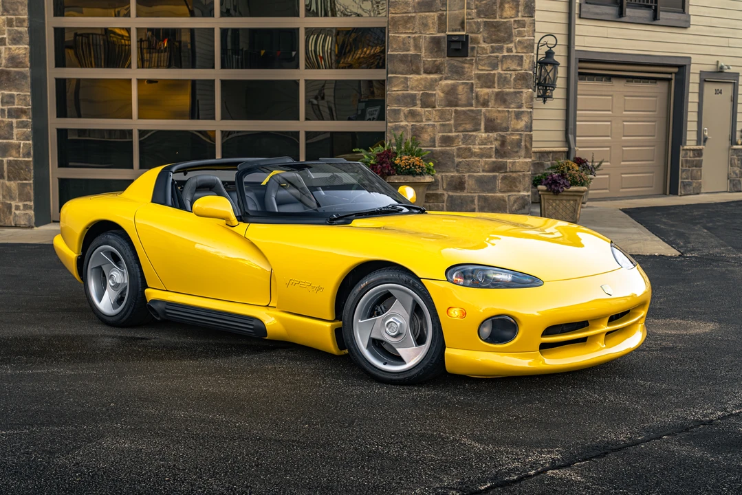 1995 Dodge Viper 1st Gen - Image 27 of 31