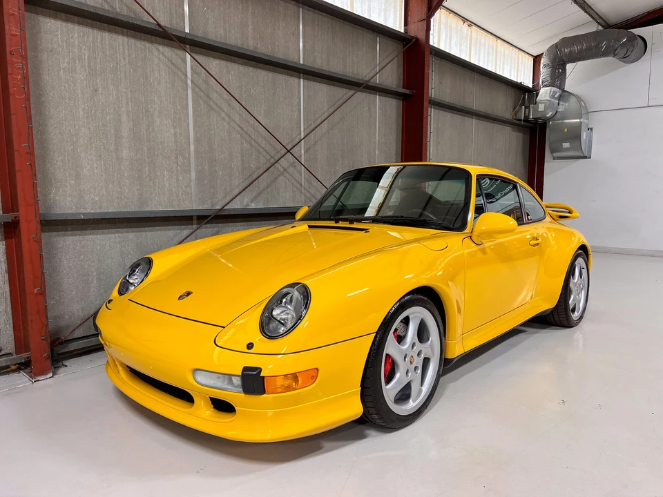 1997 Porsche 993 Carrera 4S - Image 16 of 31