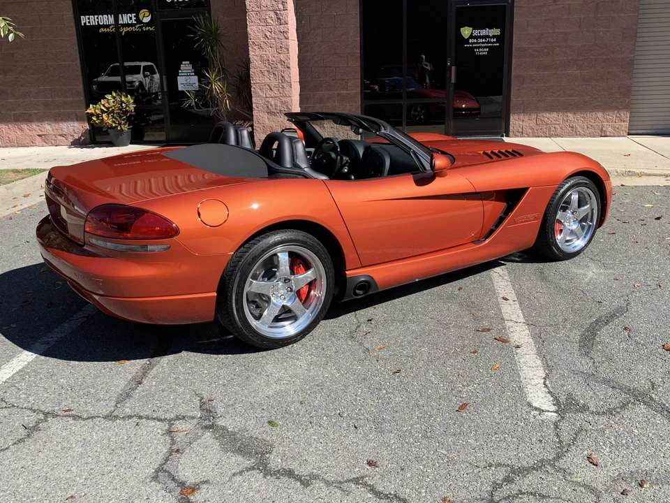 2005 Dodge Viper 3rd Gen - Image 18 of 31