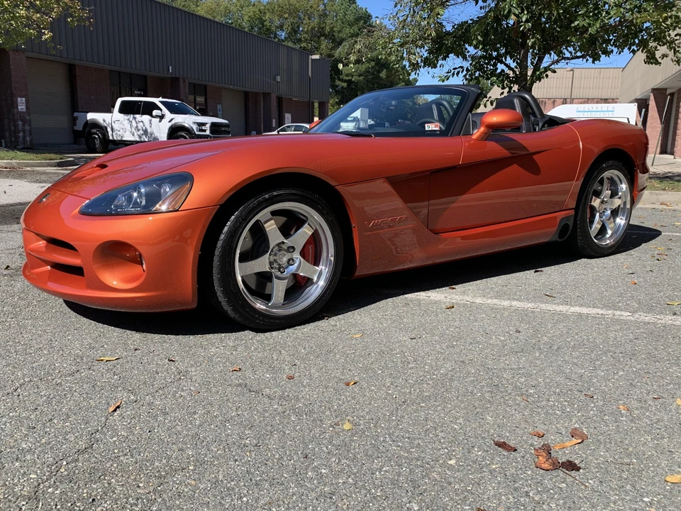 2005 Dodge Viper 3rd Gen - Image 2 of 31